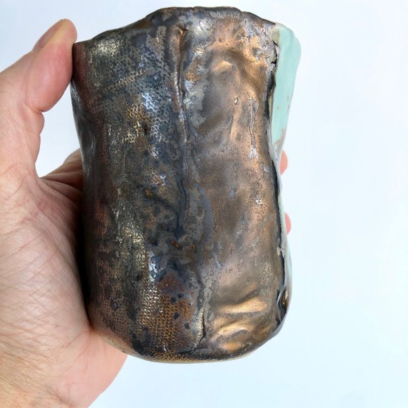 Handmade Ceramic Mug with Abstract Pattern - Picture 4 of 12